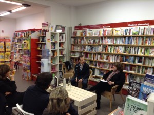 Emilio Alessandro Manzotti_Presentazione Romanzo Freccia Libreria Ubik Irnerio 3